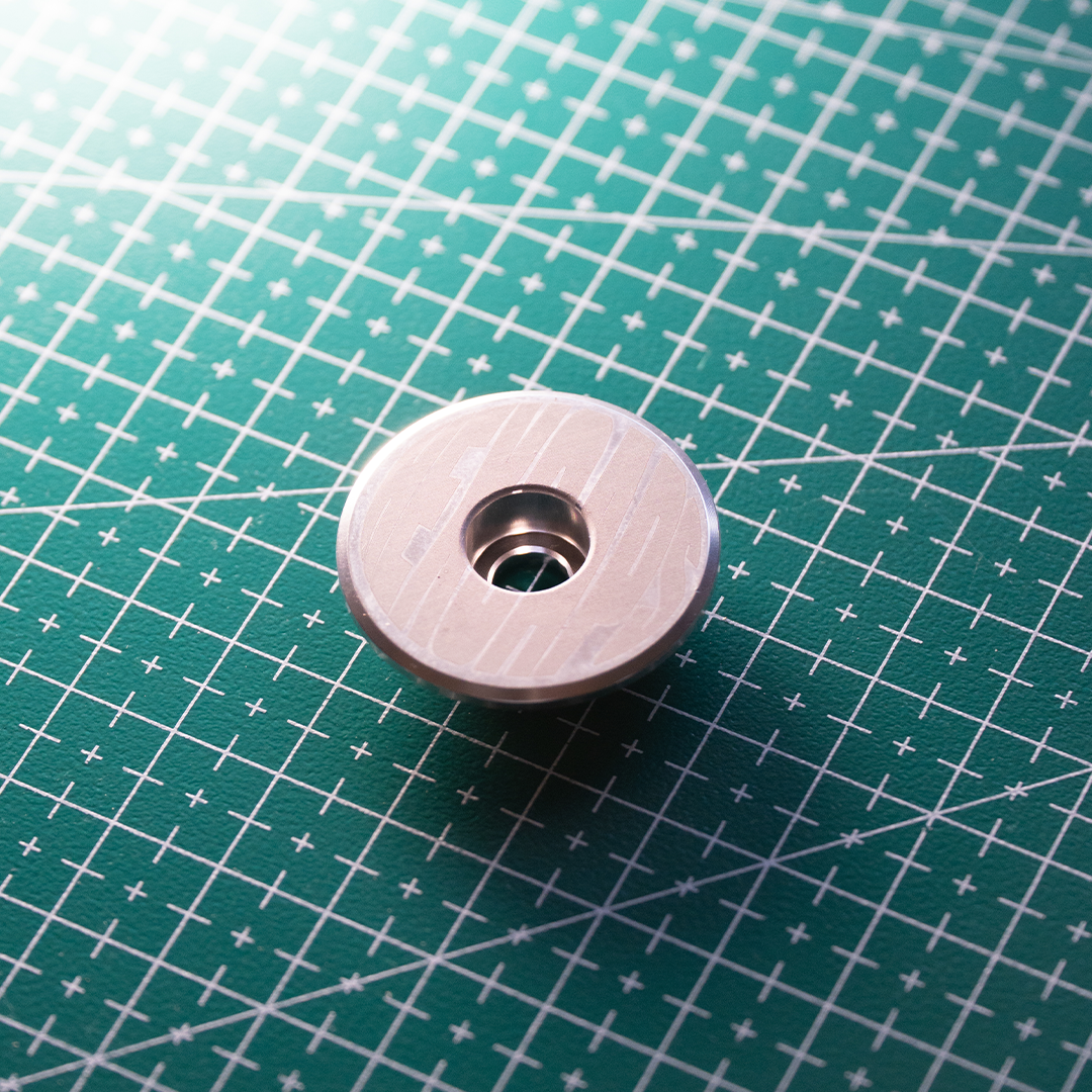 HEXCAPS FISHEYE TOP CAPS (Black, Silver, Purple)